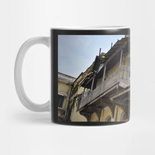 yellow house Mug